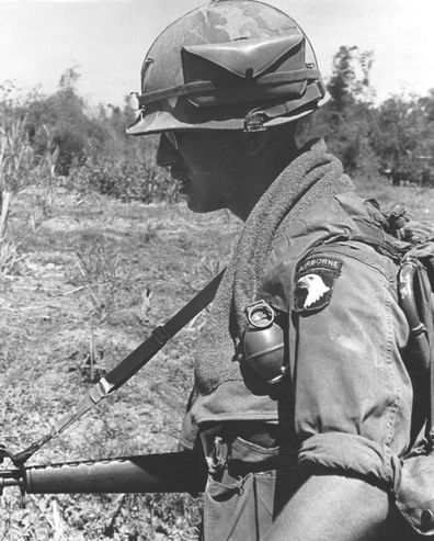 101st_AB_Patrol_Vietnam.jpg