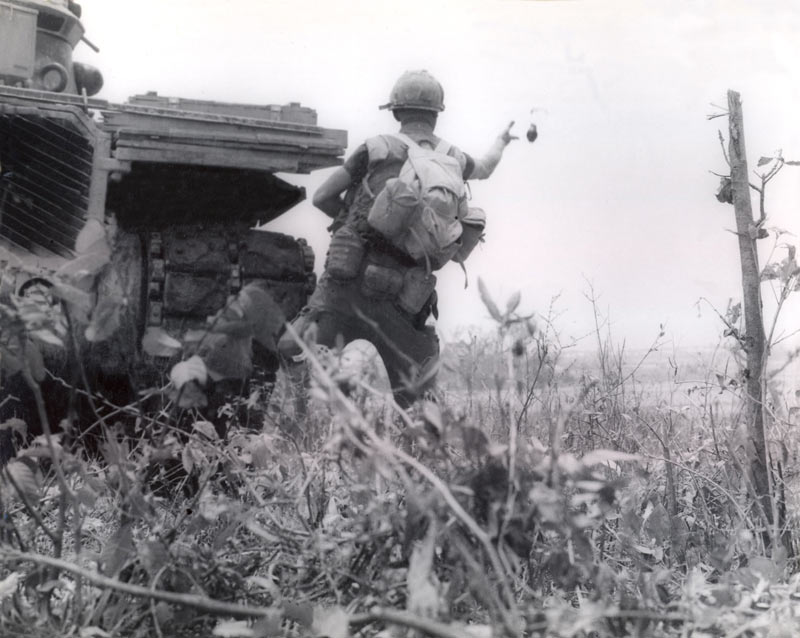 1-3marines,op_Thor,Gio-Linh,1968,Donnie_Shearer.jpg