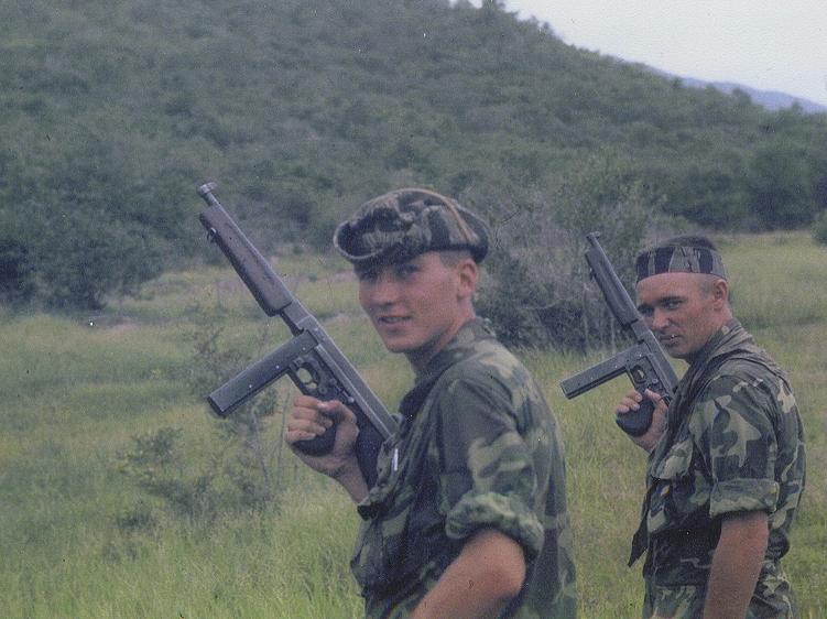 14-thompson-45-cal-sub-machine-gun-firing-at-macv-recondo-school-1967.jpg