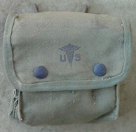 early advisor medical pouch 1966.jpg