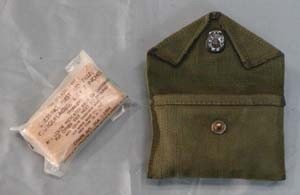 pouch ( kompas, first aid ) M1961..jpg