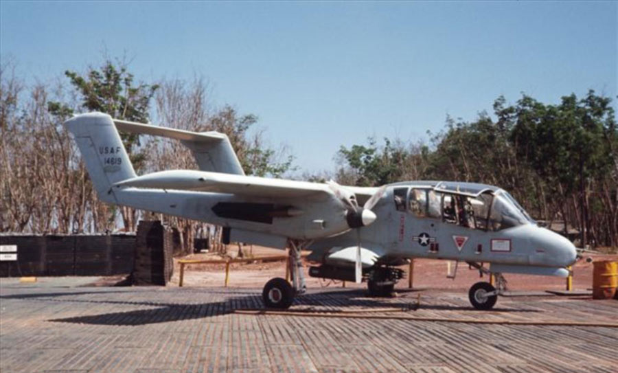 North American OV-10 Bronco / NAM 64-75